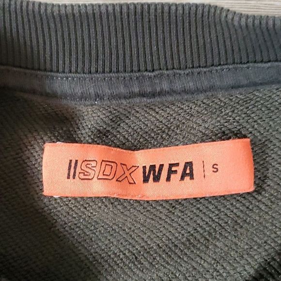 Sarah’s Day x White Fox Boutique | SDX WFA Crewneck Team Camo Sweatshirt S - Picture 8 of 14